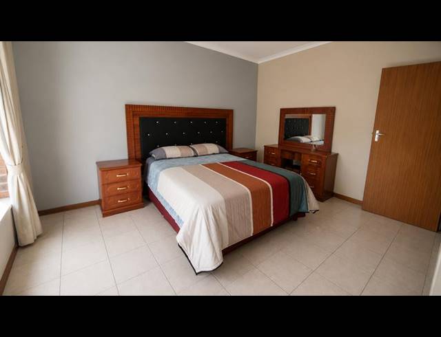 2 BEDROOM PROPERTY TO RENT IN SCOTTSVILLE